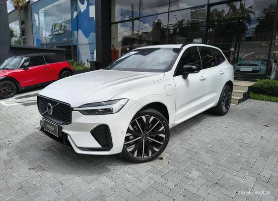 VOLVO XC60 2.0 T8 PHEV ULTRA DARK AWD GEARTRONIC